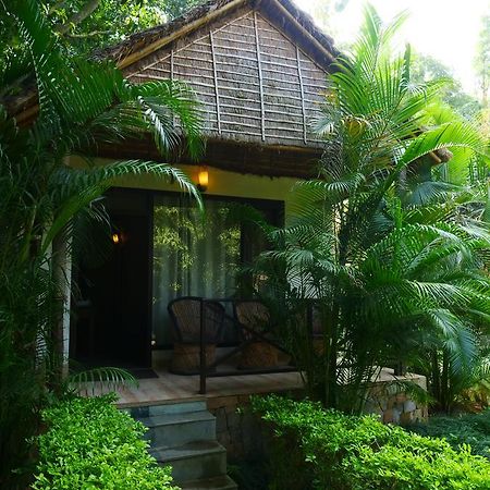 Corbett Wild Iris Spa And Resort Rāmnagar Buitenkant foto