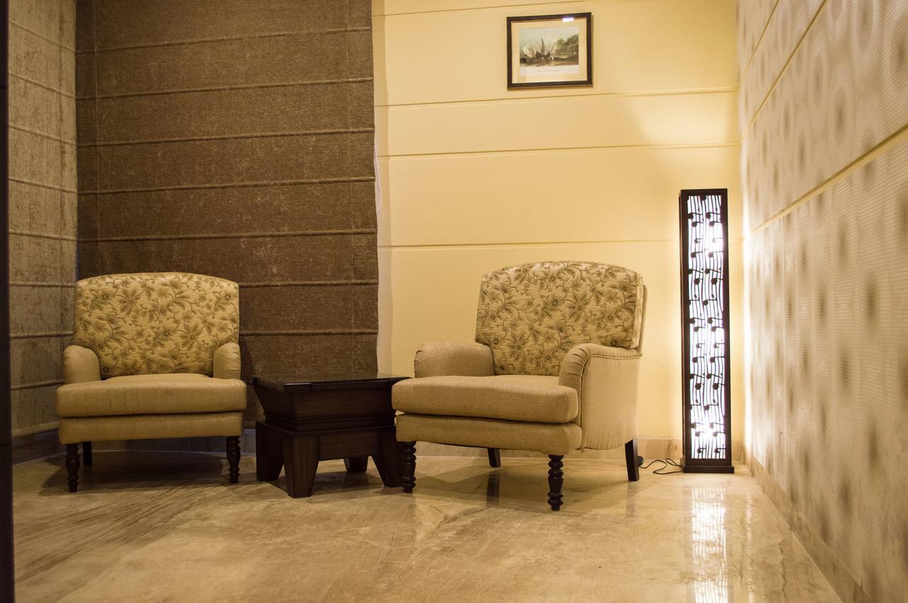 Corbett Wild Iris Spa And Resort Rāmnagar Buitenkant foto