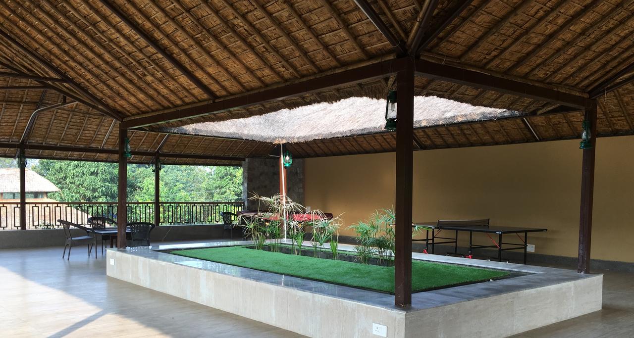 Corbett Wild Iris Spa And Resort Rāmnagar Buitenkant foto